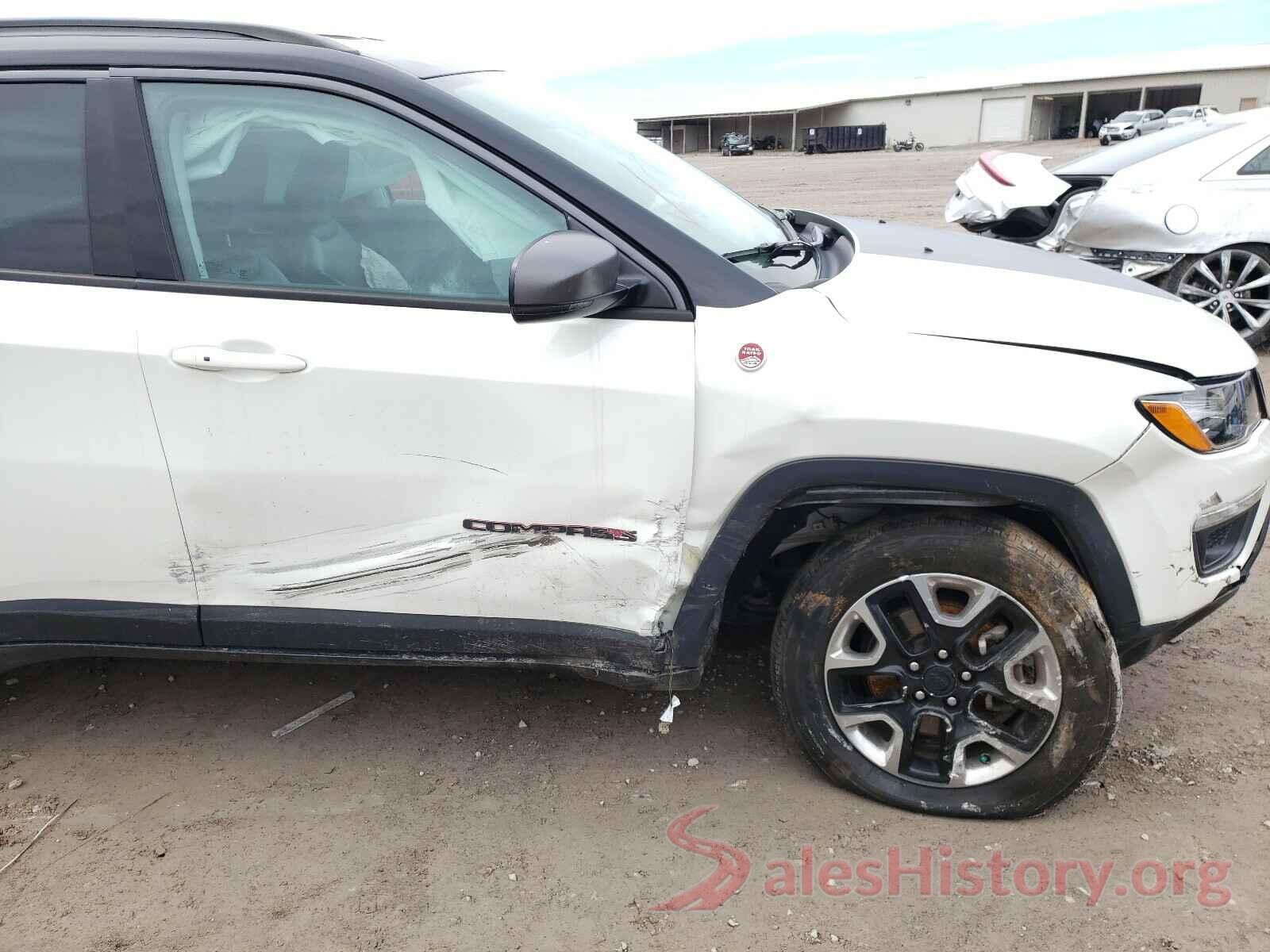 3C4NJDDB5JT246035 2018 JEEP COMPASS