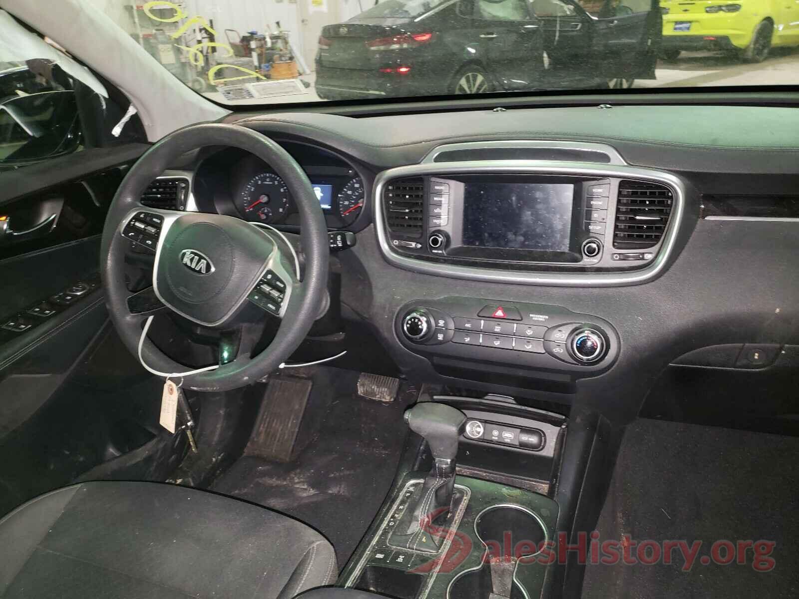 5XYPGDA3XKG563967 2019 KIA SORENTO