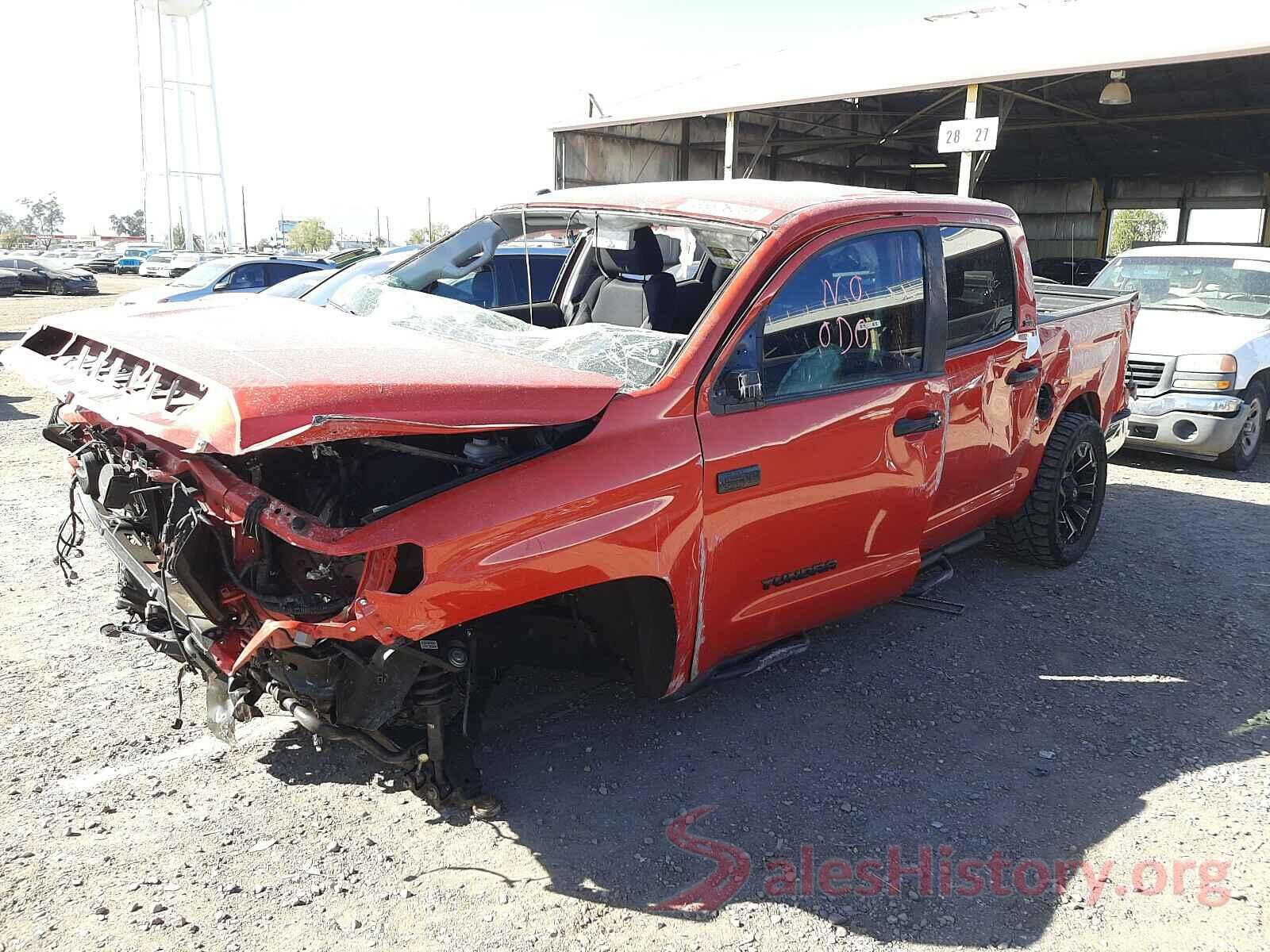 5TFDY5F16JX752379 2018 TOYOTA TUNDRA