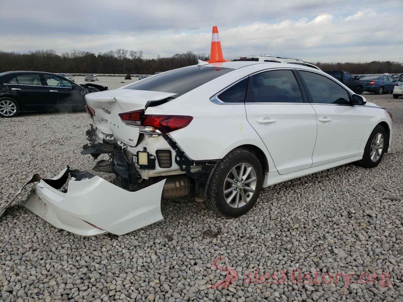 5NPE24AA9JH715667 2018 HYUNDAI SONATA