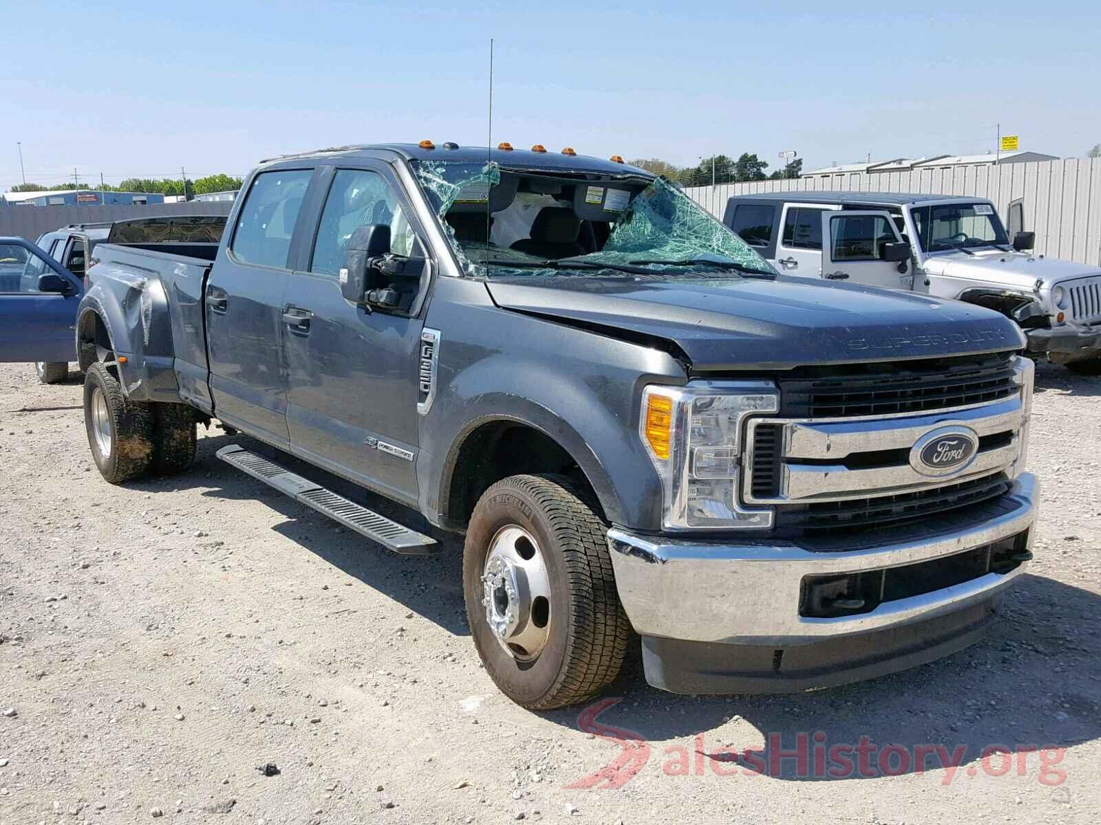 1FT8W3DT7HEE69463 2017 FORD F350