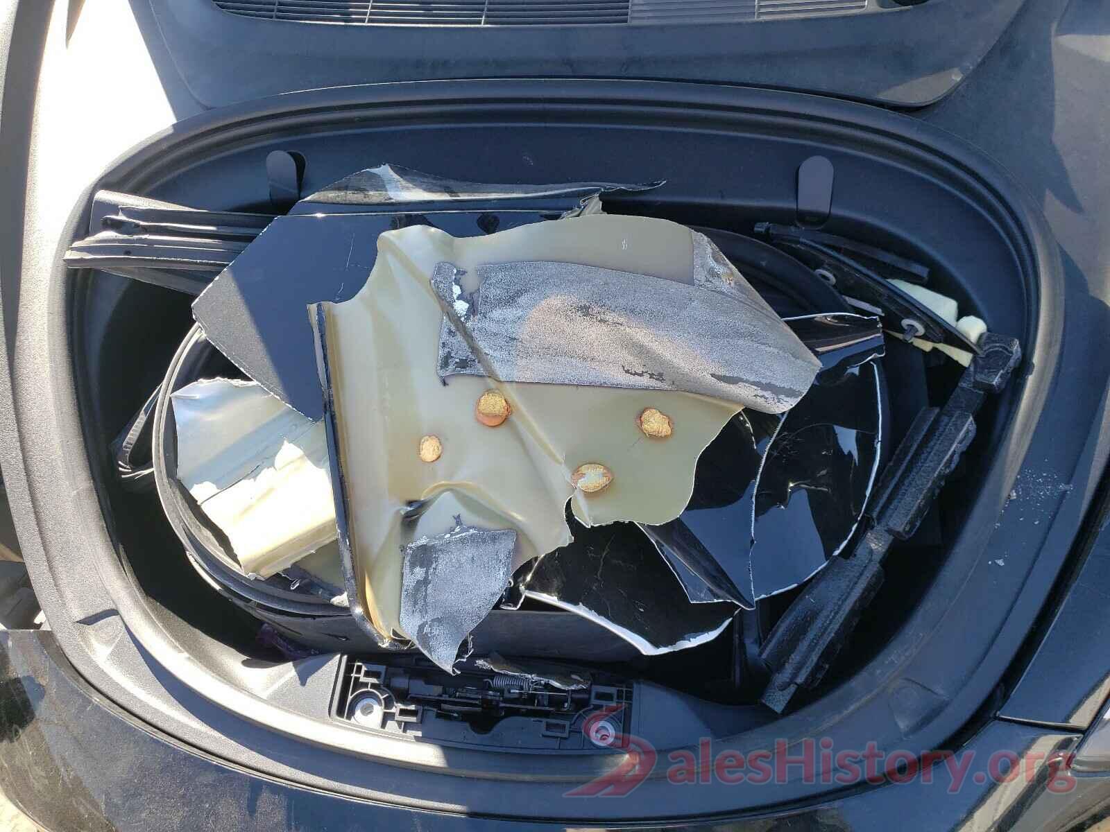 5YJ3E1EB8KF209117 2019 TESLA MODEL 3