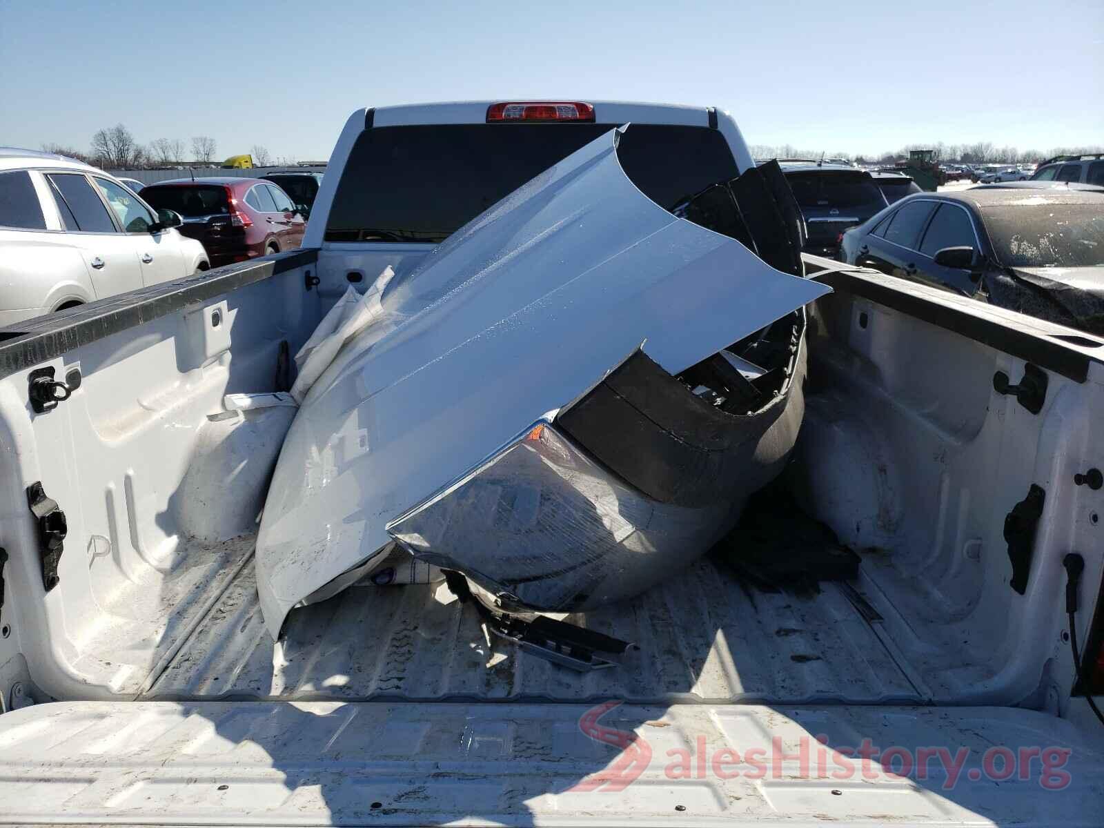 1GCRCREH4JZ153740 2018 CHEVROLET SILVERADO