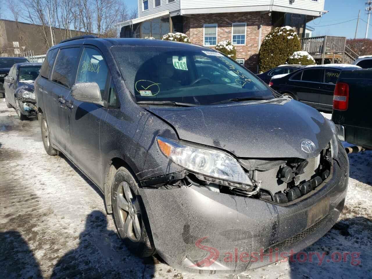 5TDKK3DC6GS717275 2016 TOYOTA SIENNA