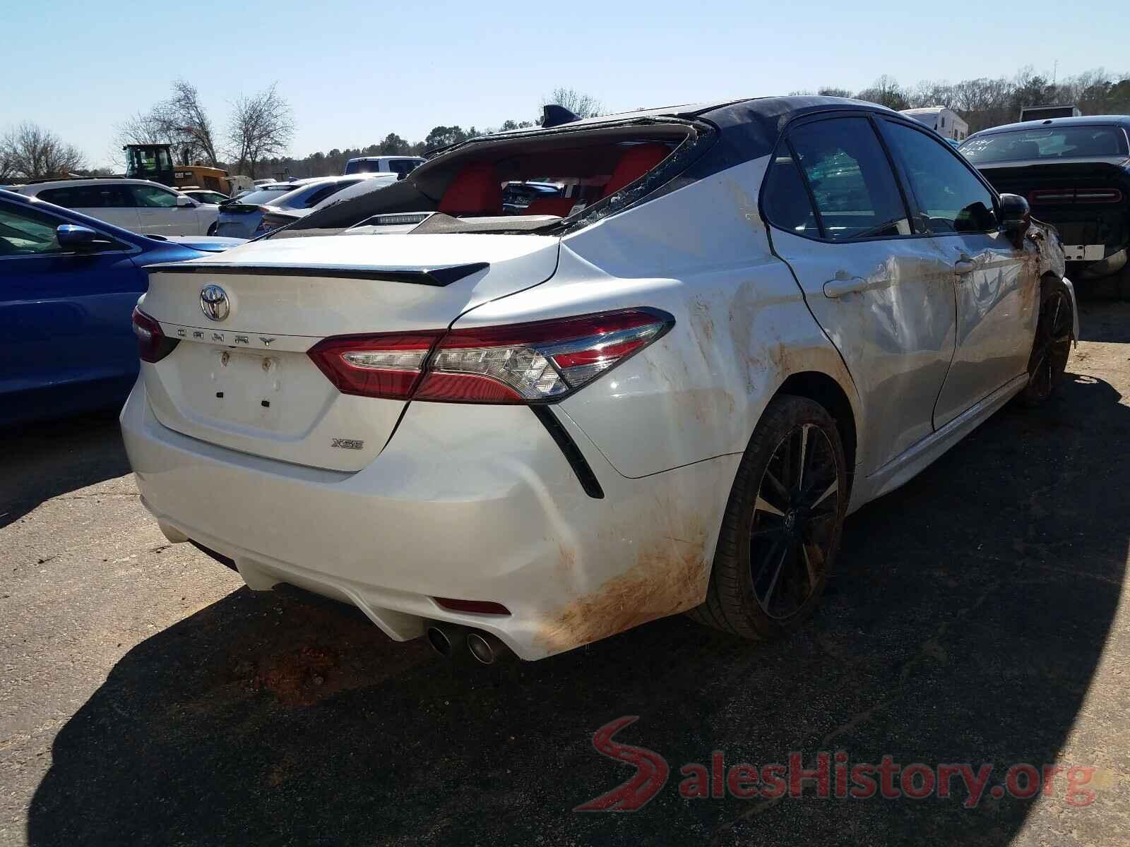 4T1B61HK3KU279633 2019 TOYOTA CAMRY