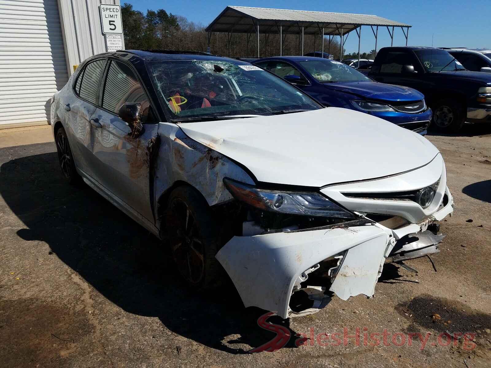 4T1B61HK3KU279633 2019 TOYOTA CAMRY