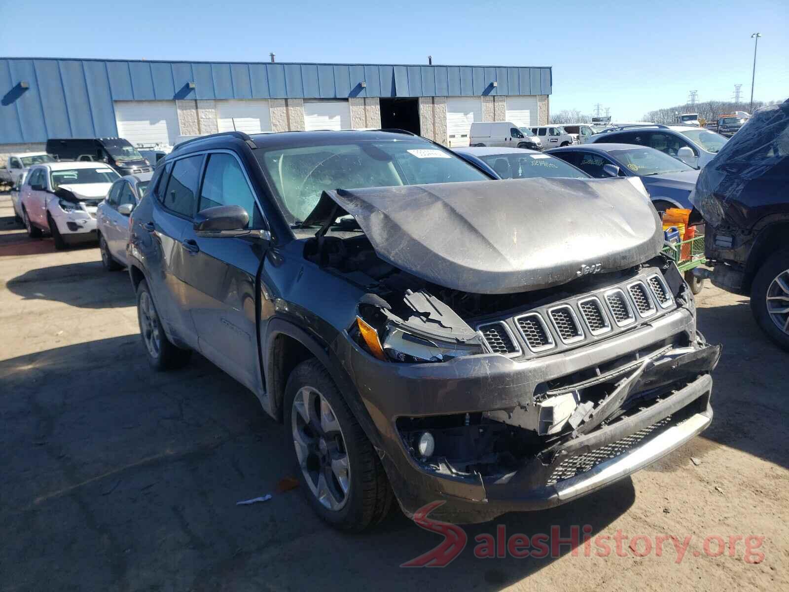 3C4NJDCB0JT337652 2018 JEEP COMPASS