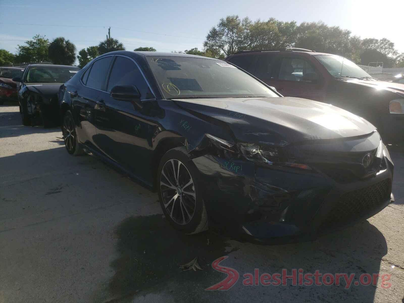 4T1B11HK9JU668788 2018 TOYOTA CAMRY