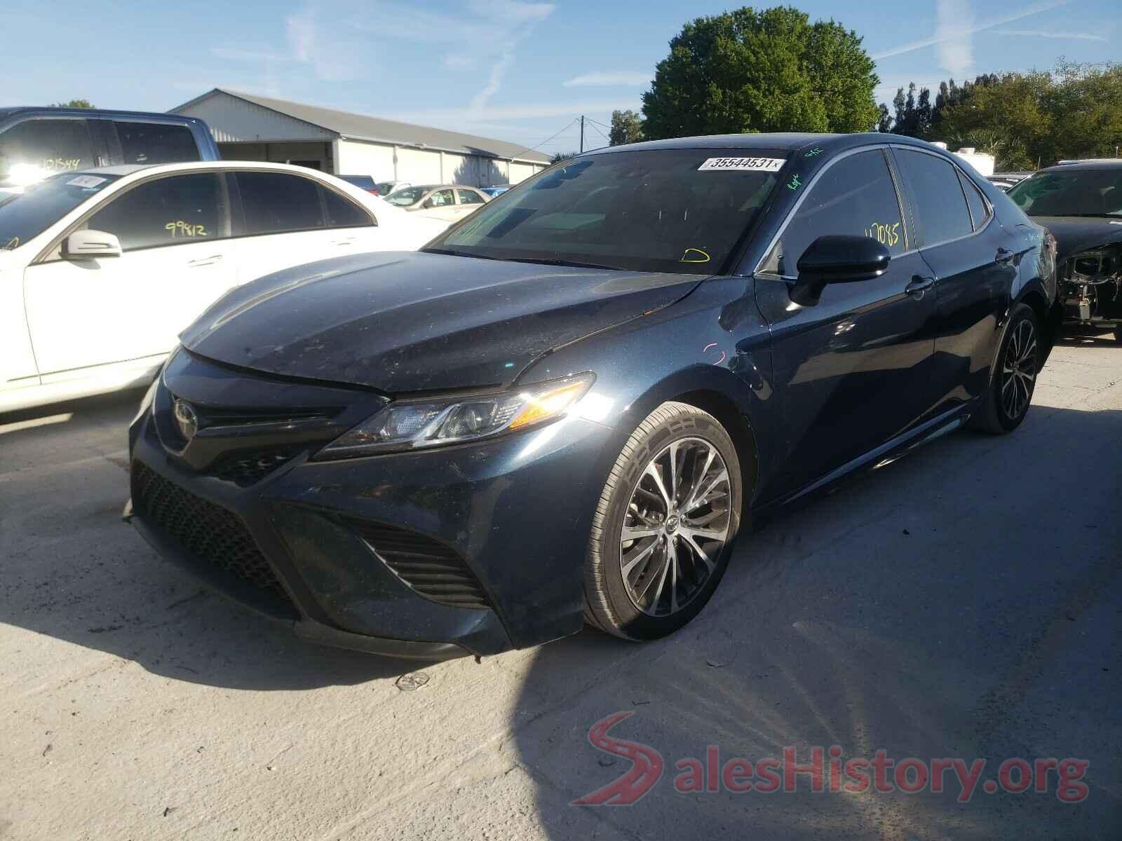 4T1B11HK9JU668788 2018 TOYOTA CAMRY