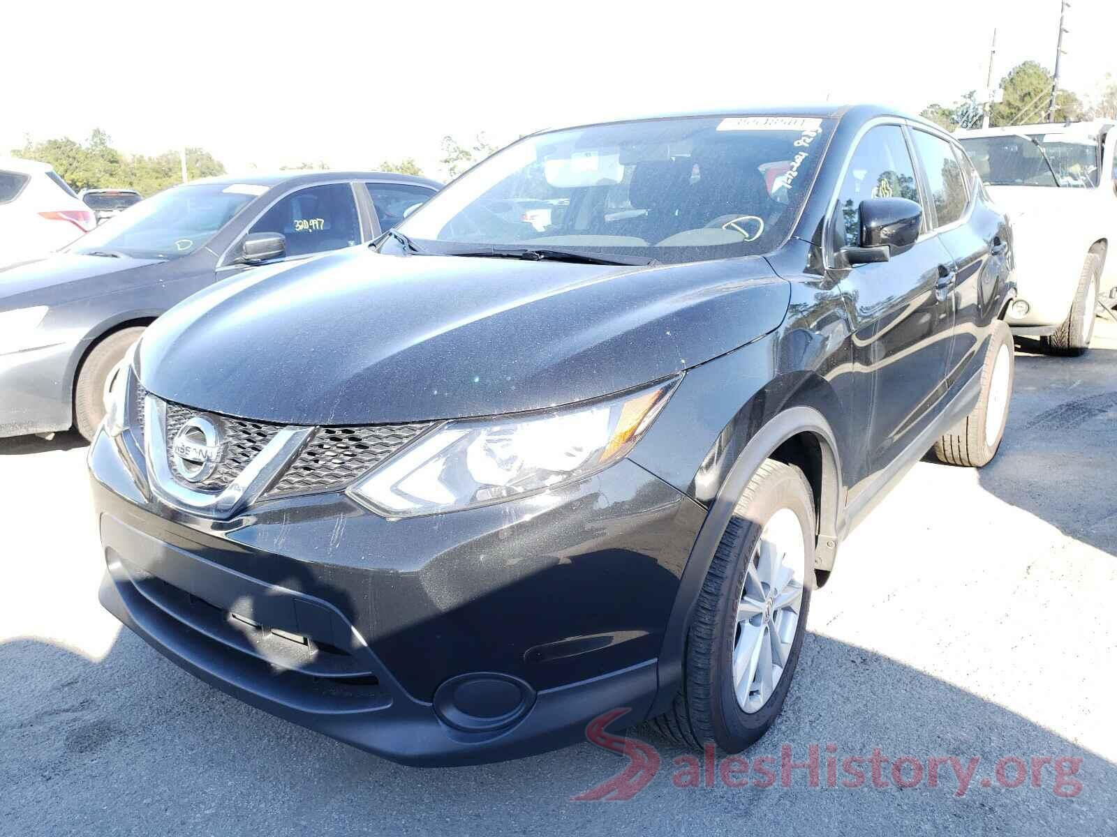 JN1BJ1CP8HW009285 2017 NISSAN ROGUE