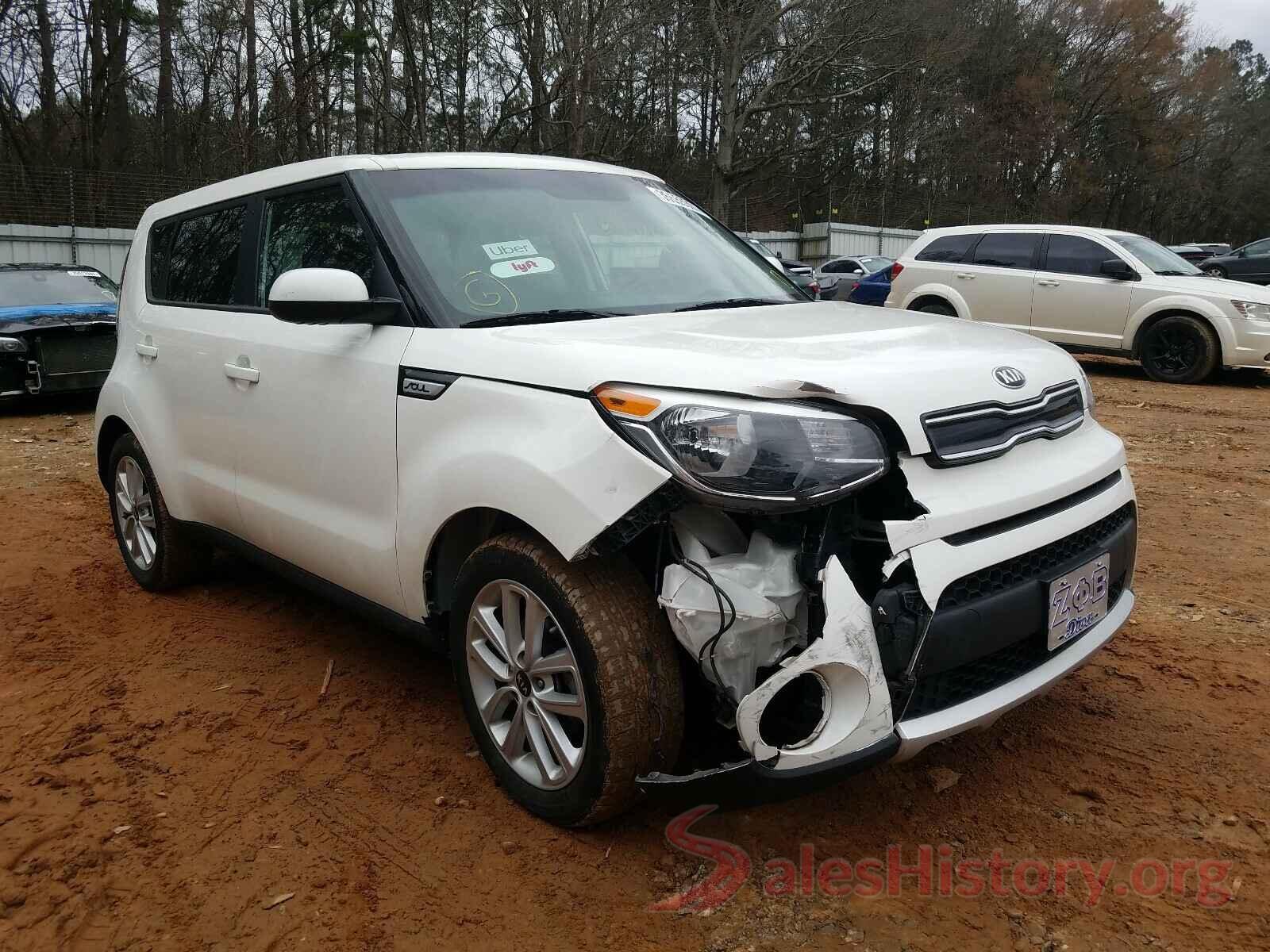 KNDJP3A50J7606886 2018 KIA SOUL