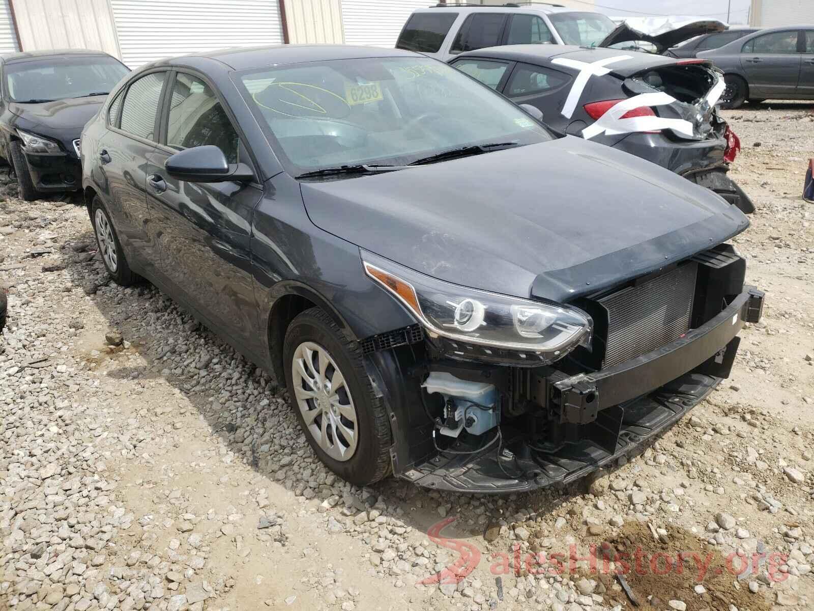 3KPF24AD8KE102458 2019 KIA FORTE