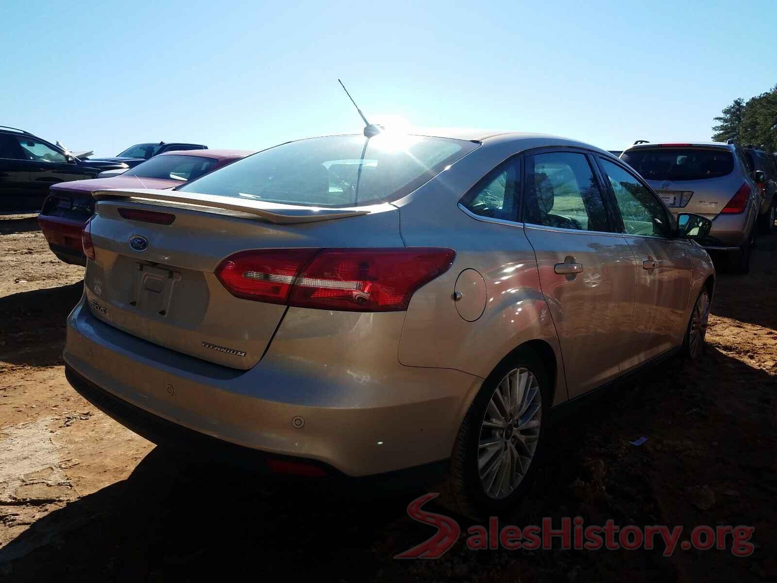 1FADP3J27JL323501 2018 FORD FOCUS