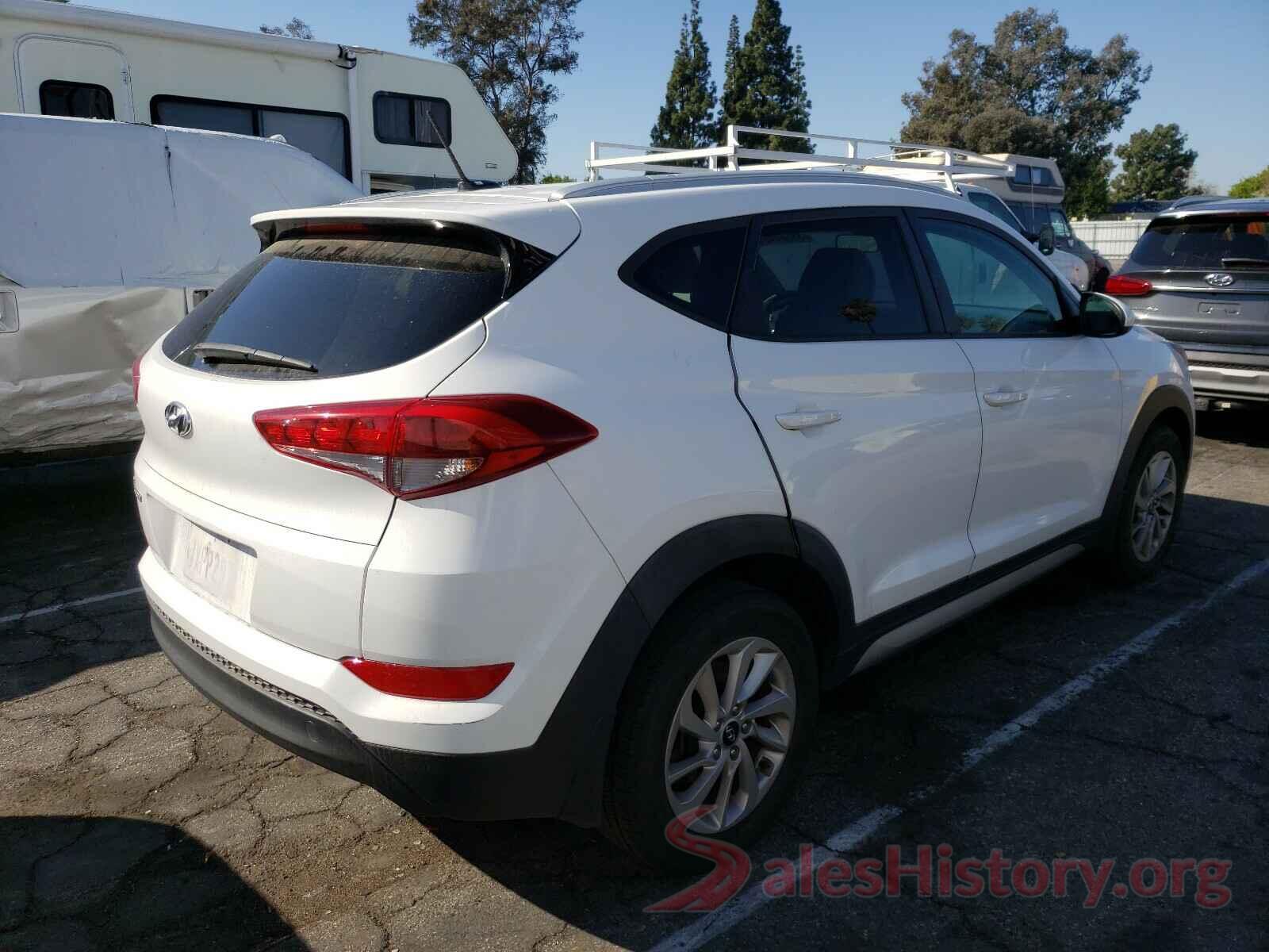 KM8J33A45HU284806 2017 HYUNDAI TUCSON