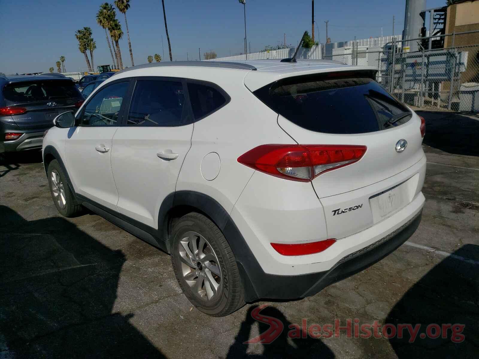 KM8J33A45HU284806 2017 HYUNDAI TUCSON