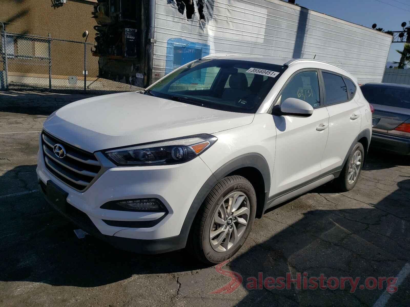 KM8J33A45HU284806 2017 HYUNDAI TUCSON