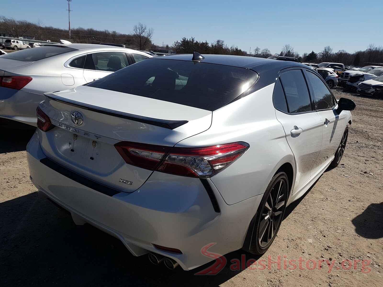 4T1B61HK2KU274567 2019 TOYOTA CAMRY