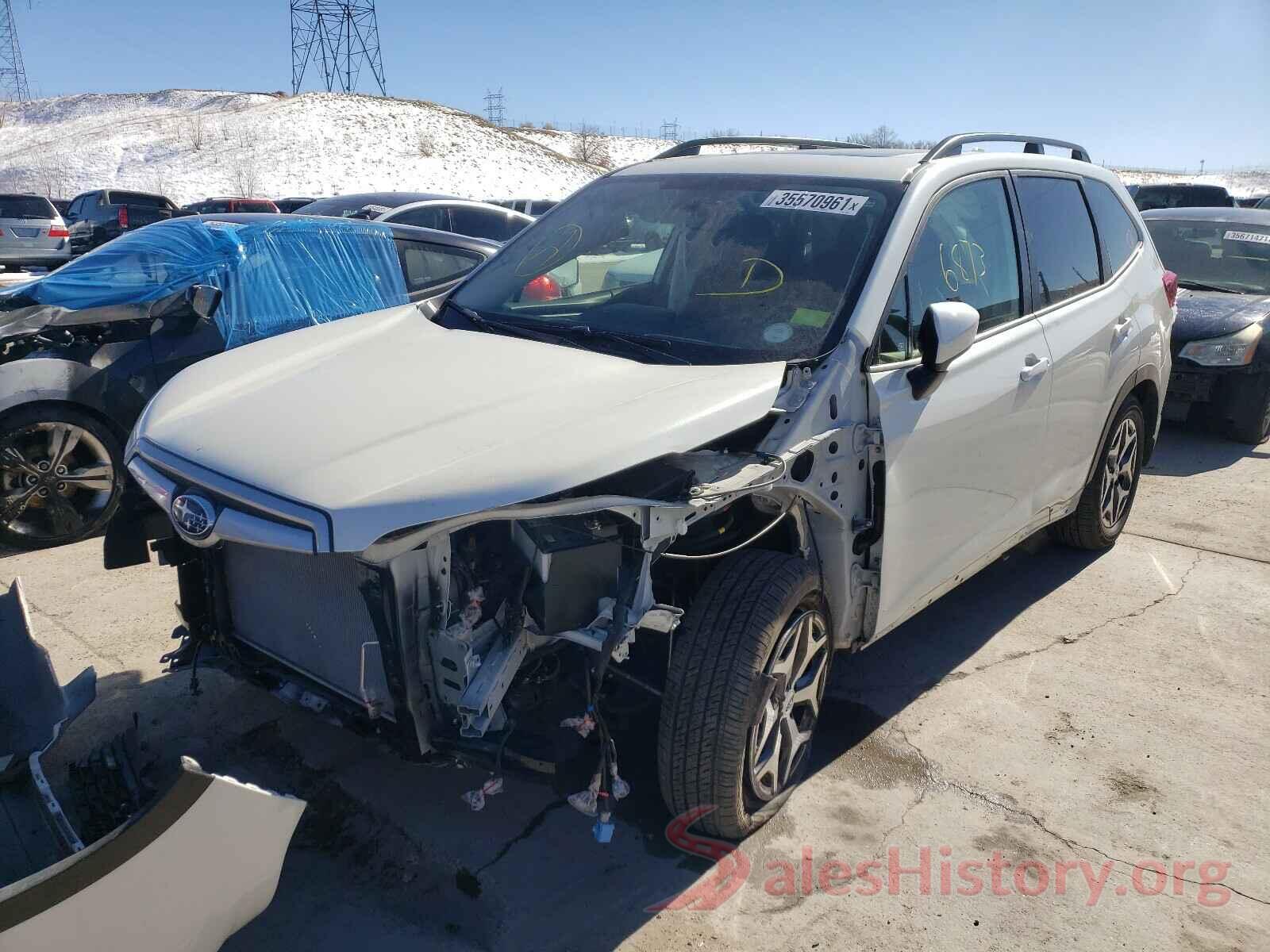 JF2SKAJC9LH435981 2020 SUBARU FORESTER