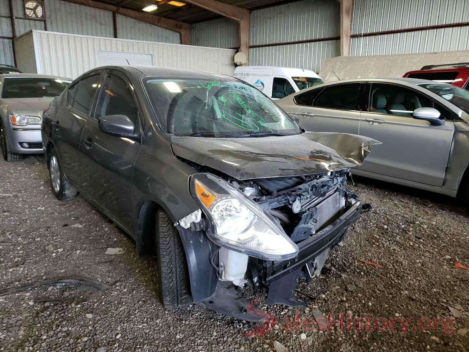 3N1CN7AP5HL852395 2017 NISSAN VERSA