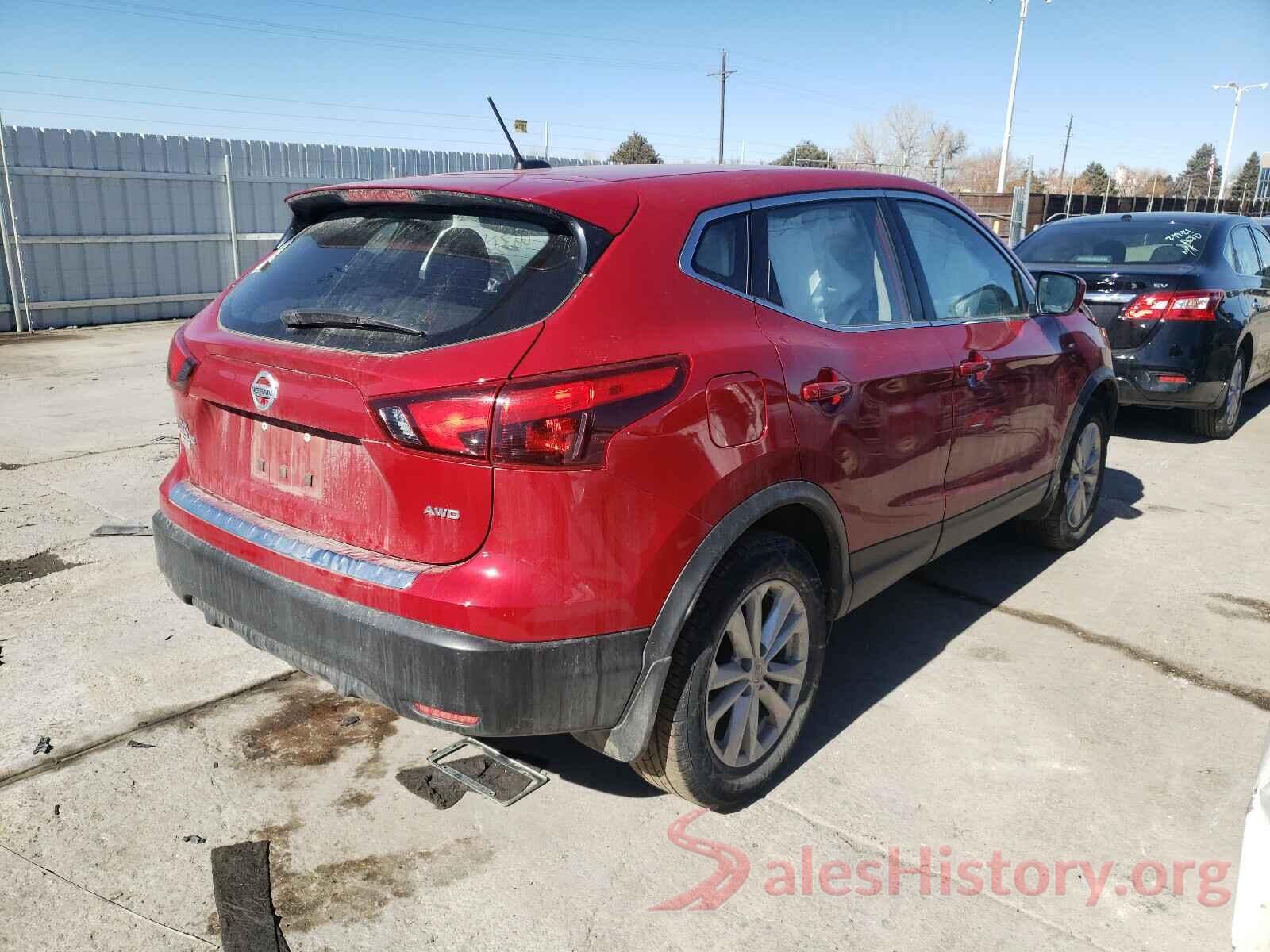 JN1BJ1CR4JW254379 2018 NISSAN ROGUE