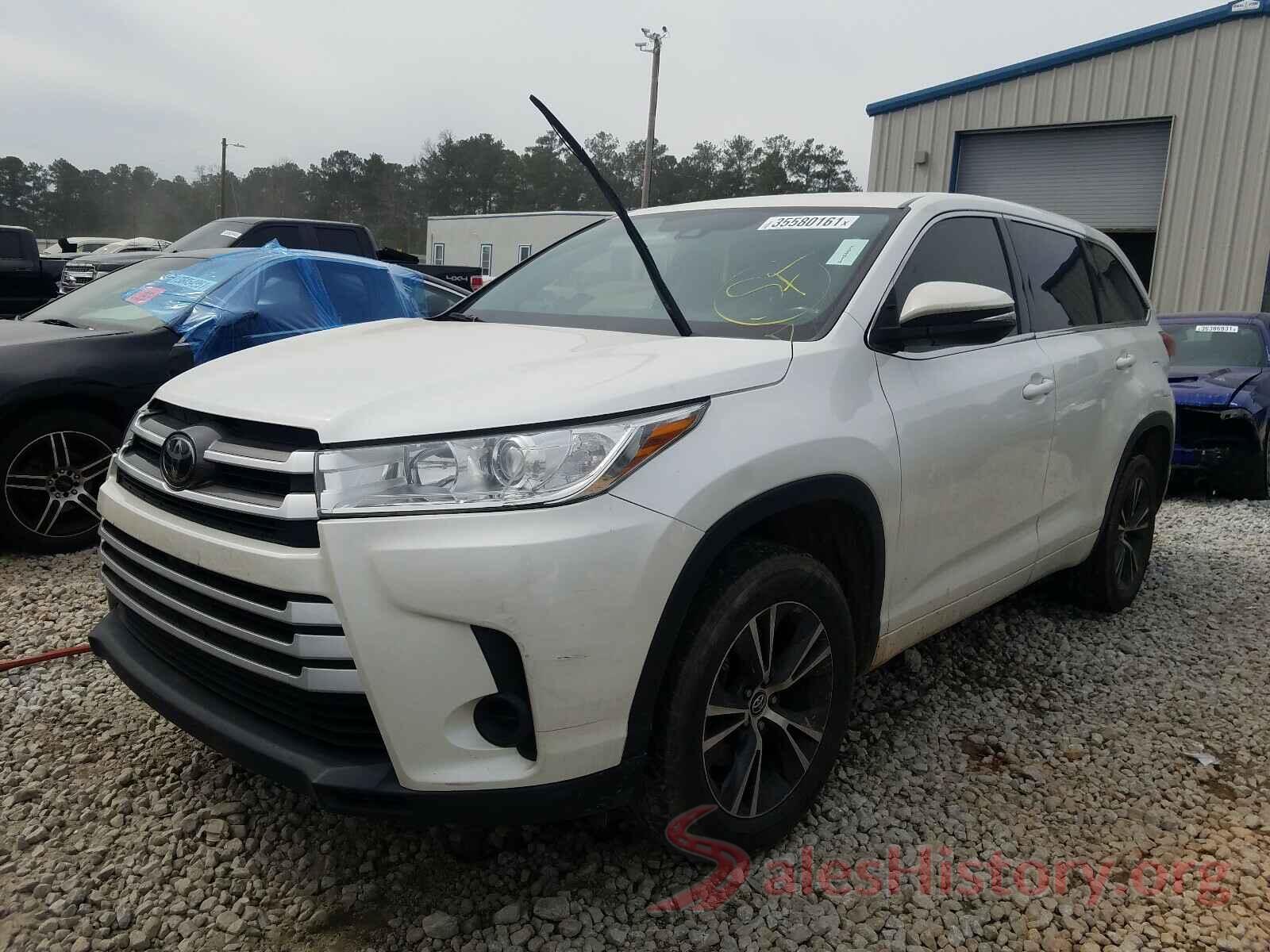 5TDZARFHXHS025549 2017 TOYOTA HIGHLANDER