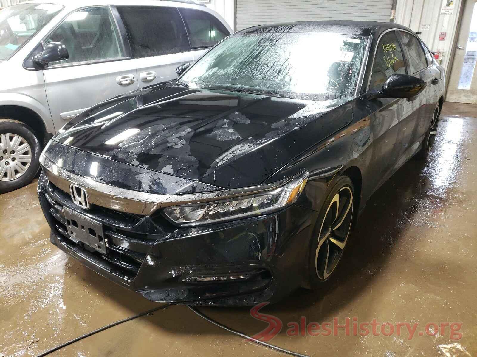 1HGCV1F37JA267963 2018 HONDA ACCORD