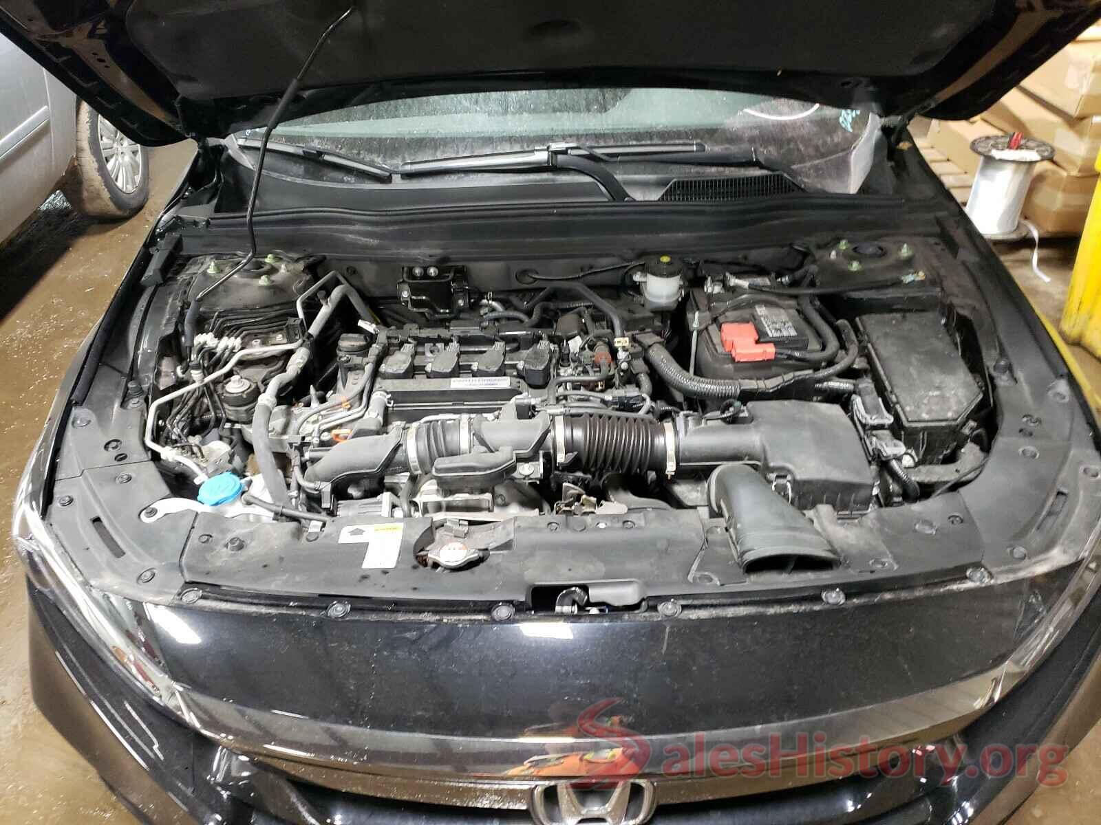 1HGCV1F37JA267963 2018 HONDA ACCORD