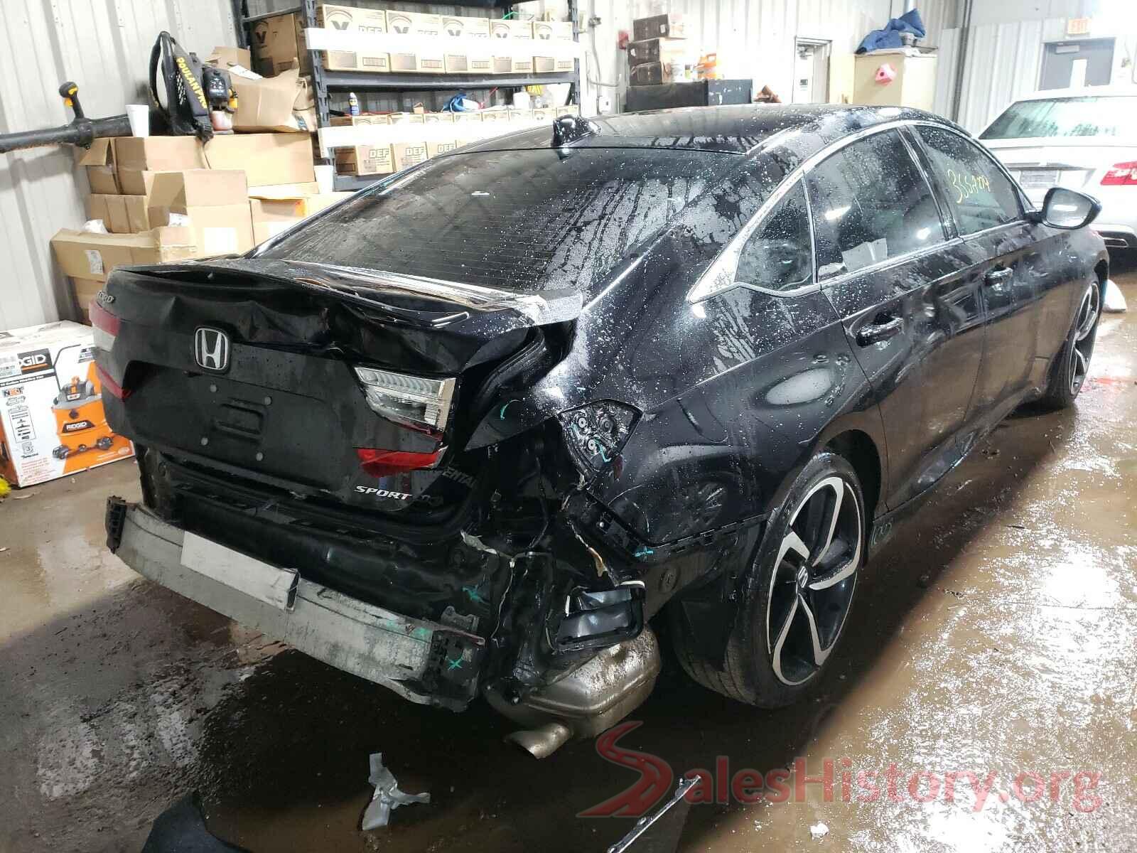 1HGCV1F37JA267963 2018 HONDA ACCORD