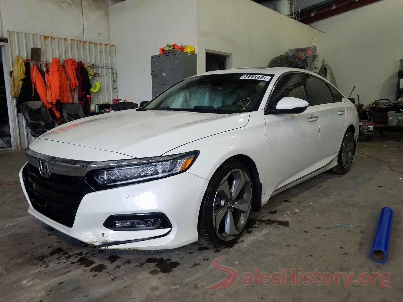 1HGCV1F9XJA042652 2018 HONDA ACCORD