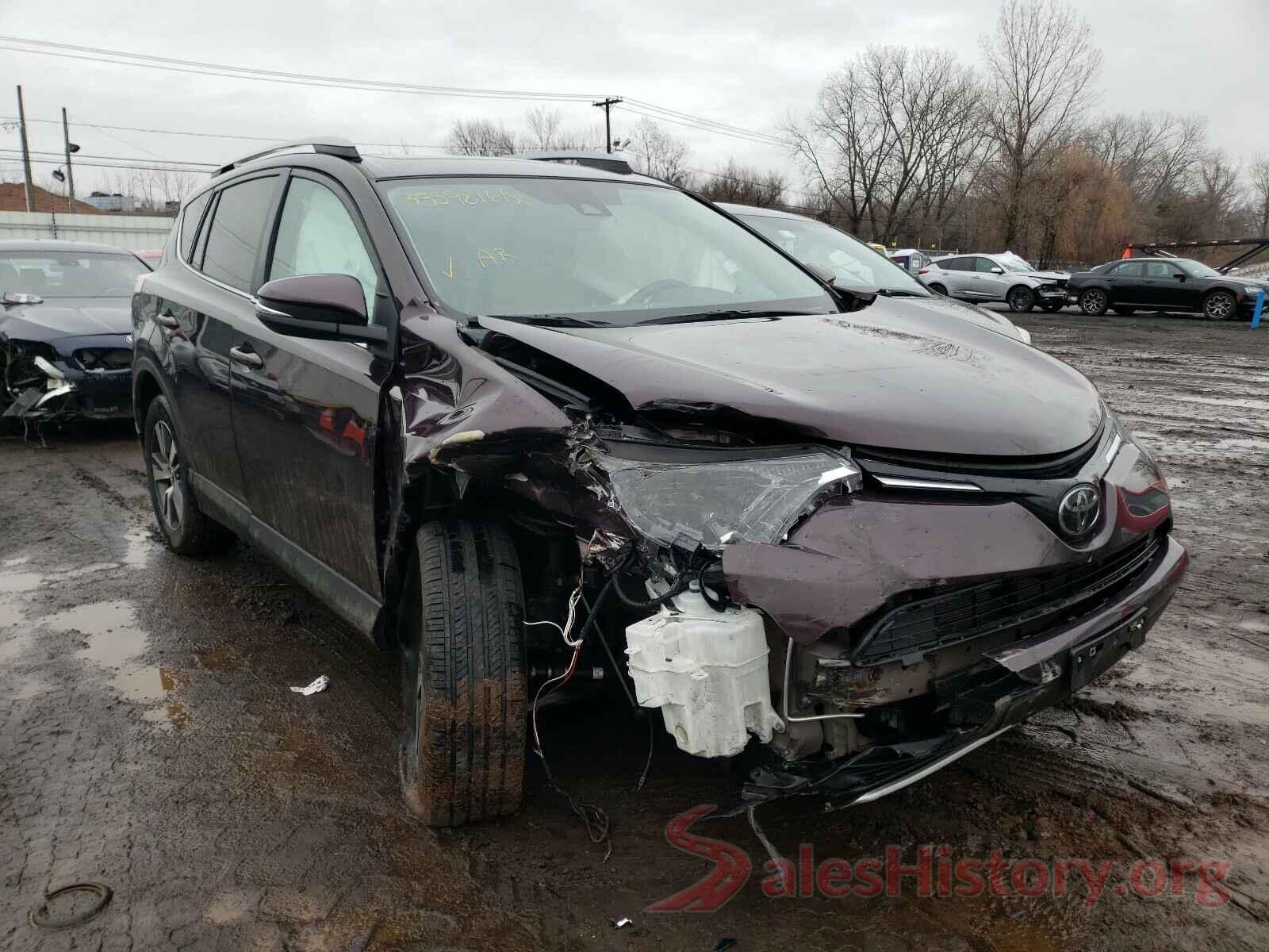 2T3RFREV7JW858173 2018 TOYOTA RAV4