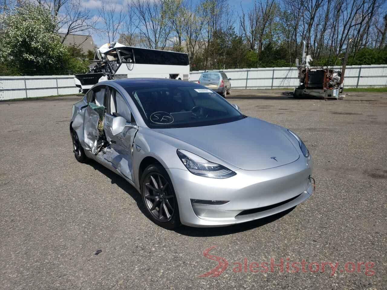 5YJ3E1EB1JF087568 2018 TESLA MODEL 3