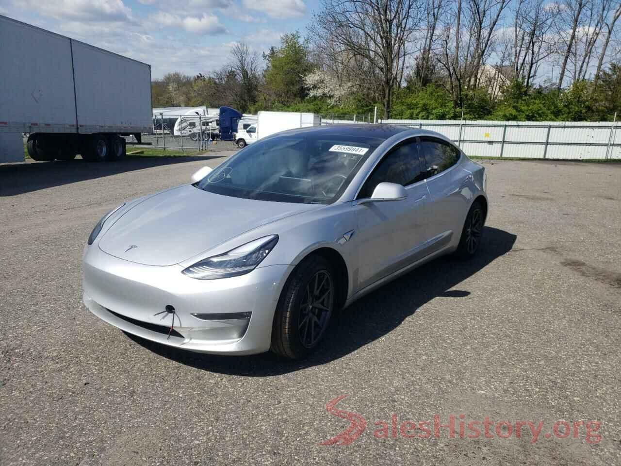 5YJ3E1EB1JF087568 2018 TESLA MODEL 3