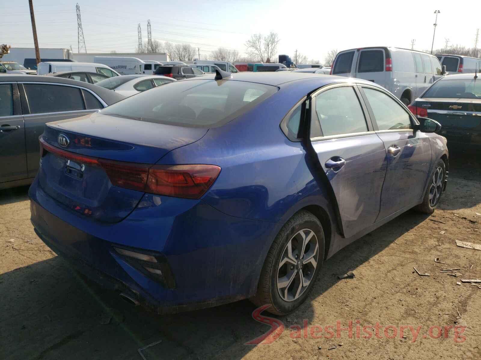 3KPF24AD8KE135489 2019 KIA FORTE