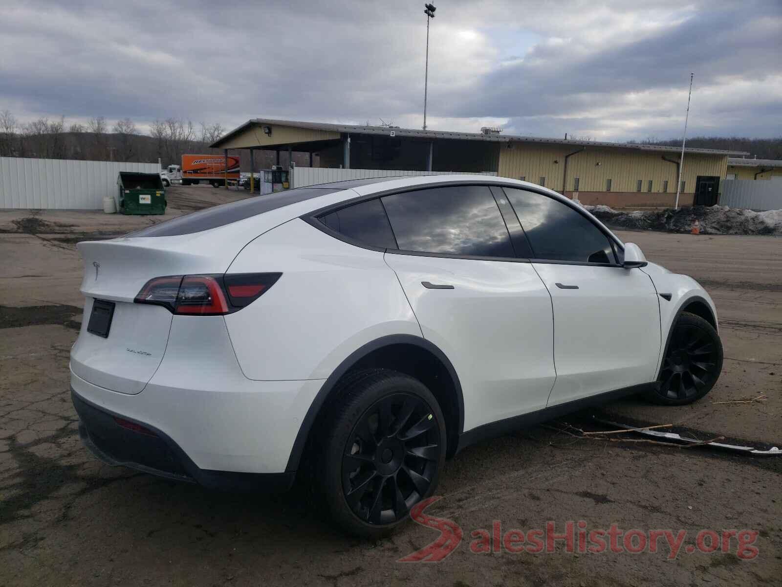 5YJYGDEE3MF089824 2021 TESLA MODEL Y