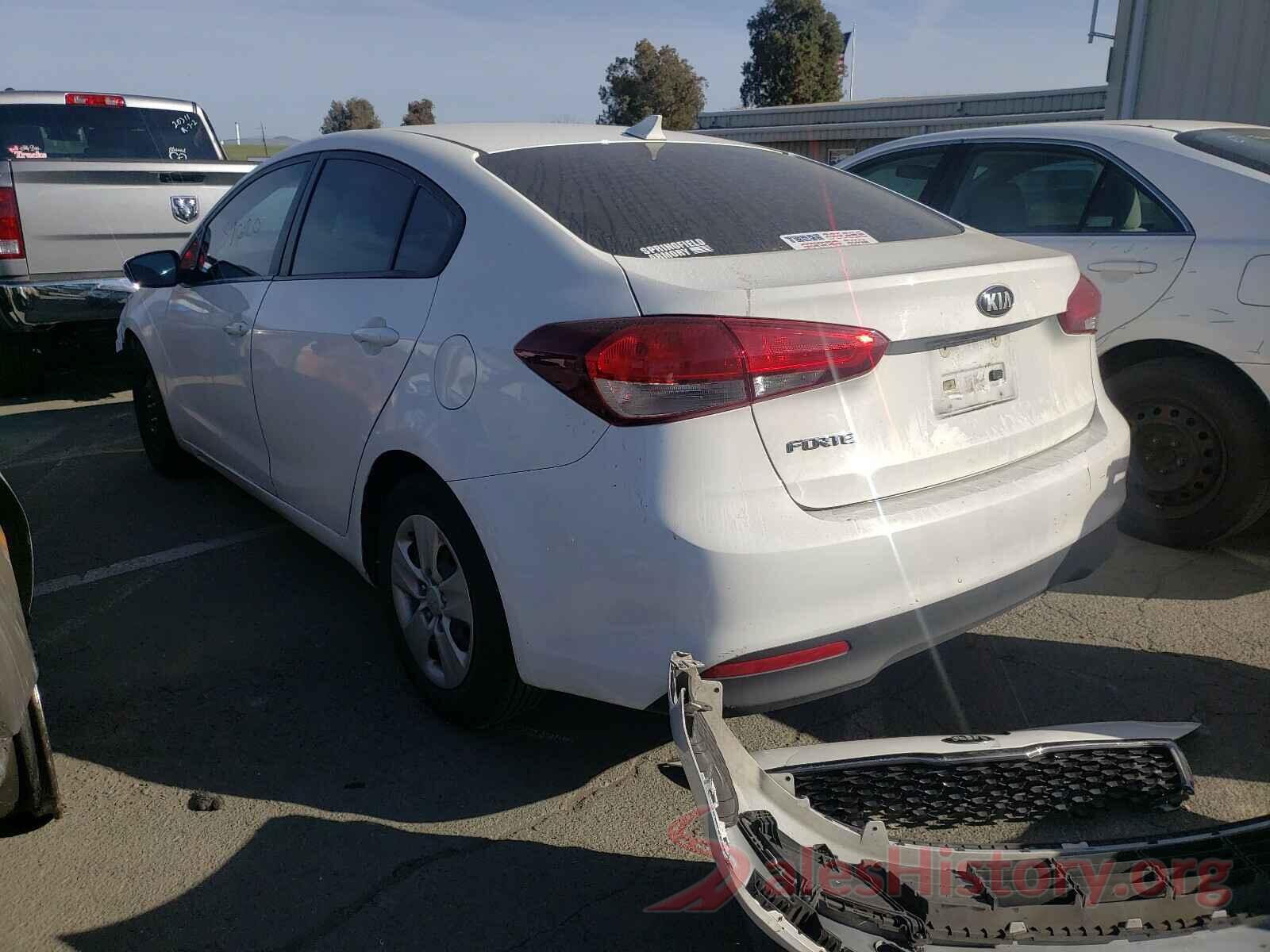 3KPFK4A74HE040267 2017 KIA FORTE