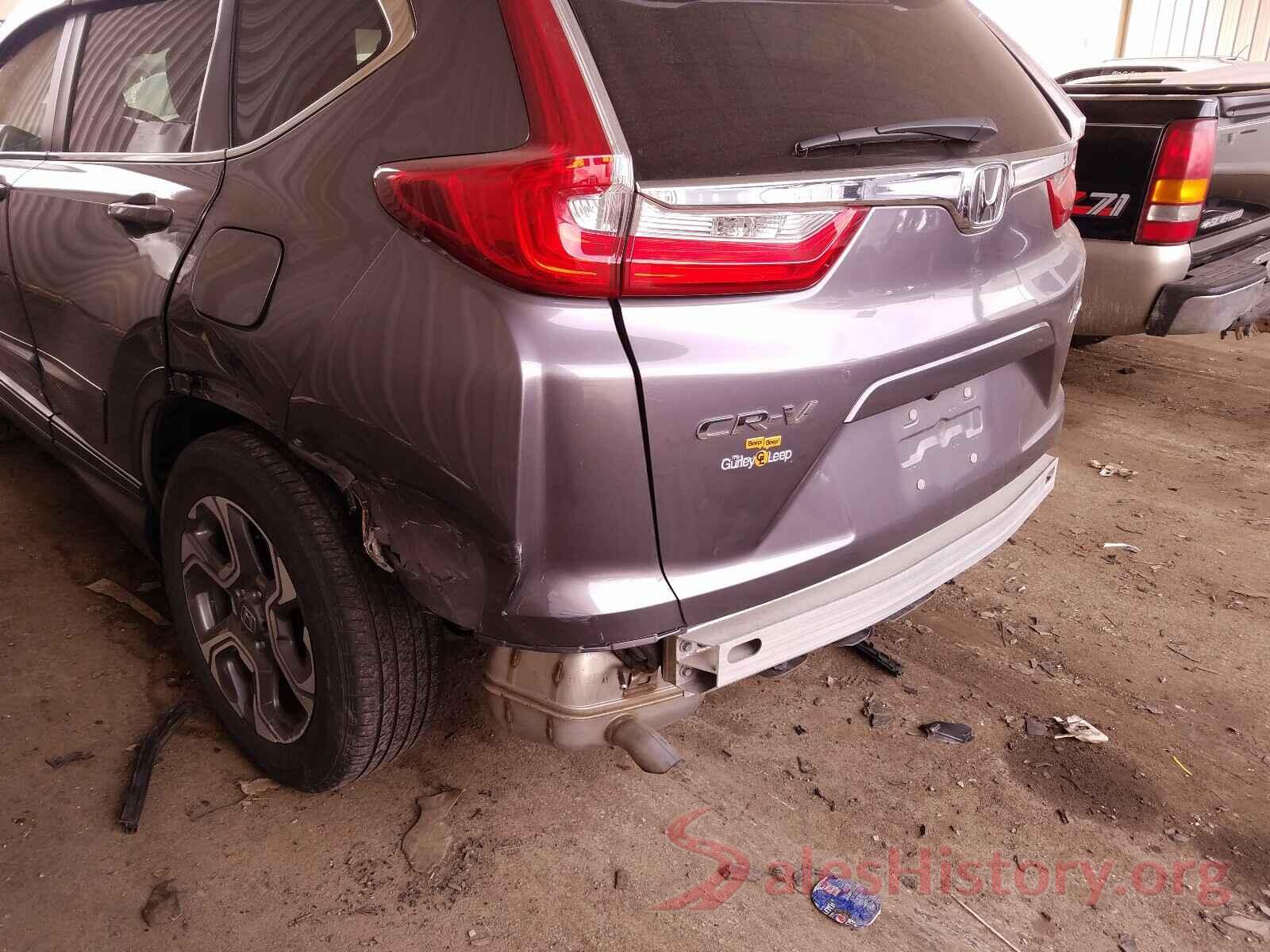 7FARW2H83JE017376 2018 HONDA CRV