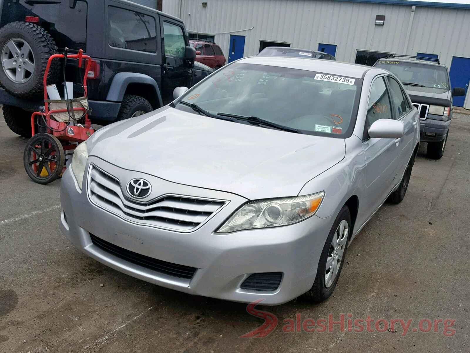 4T1BF3EKXBU677115 2011 TOYOTA CAMRY BASE