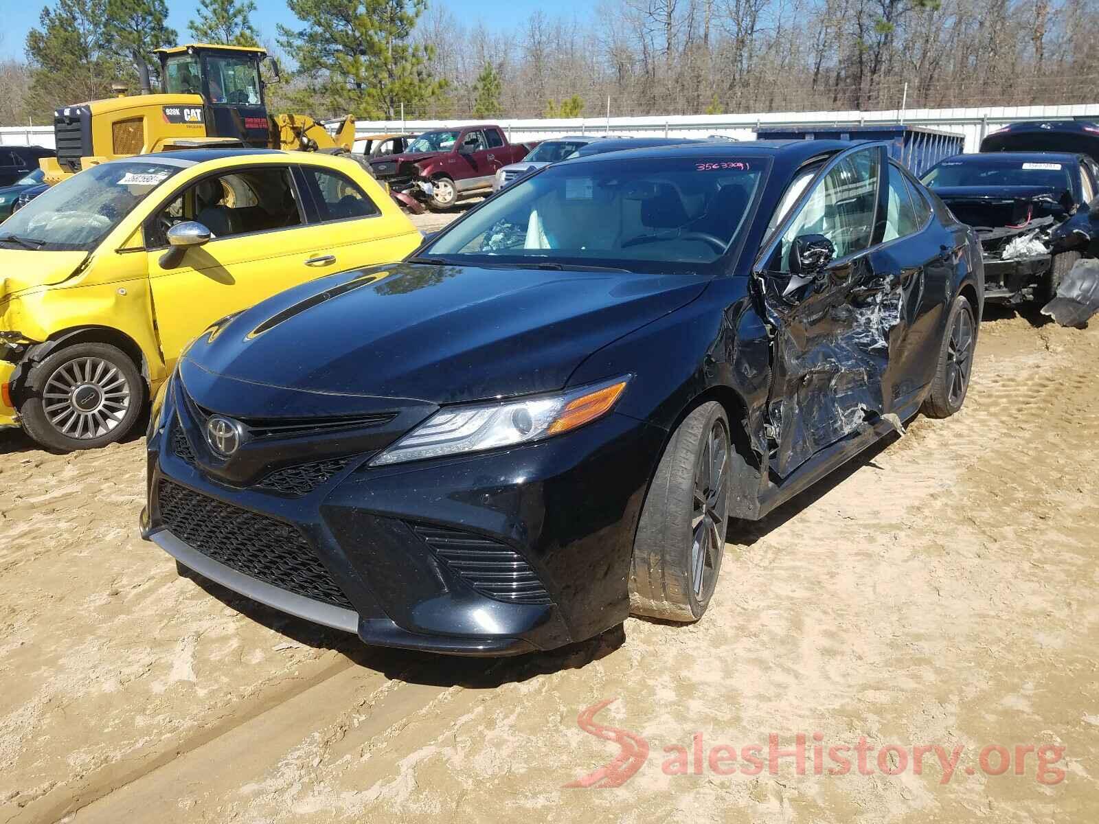 4T1B61HK3JU555131 2018 TOYOTA CAMRY