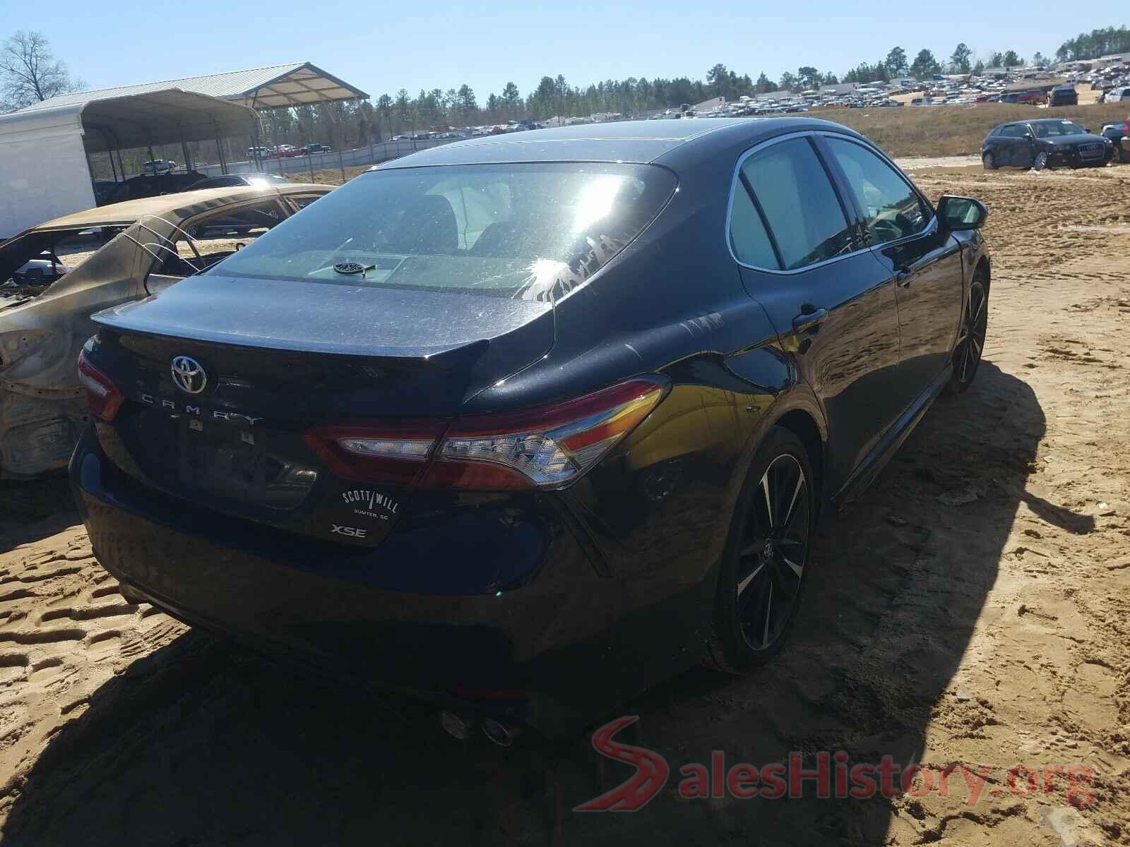 4T1B61HK3JU555131 2018 TOYOTA CAMRY