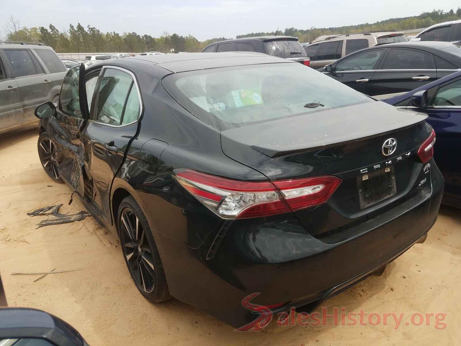 4T1B61HK3JU555131 2018 TOYOTA CAMRY