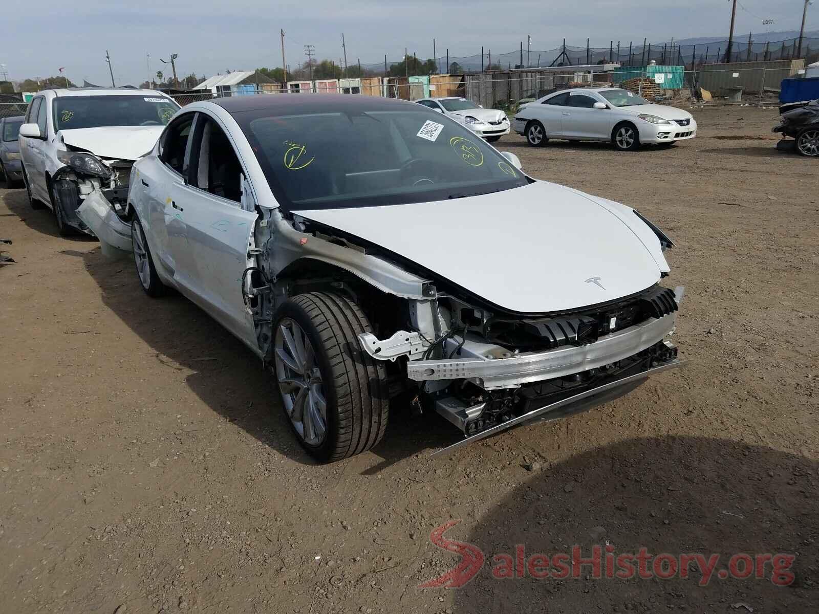 5YJ3E1EA3HF002618 2017 TESLA MODEL 3