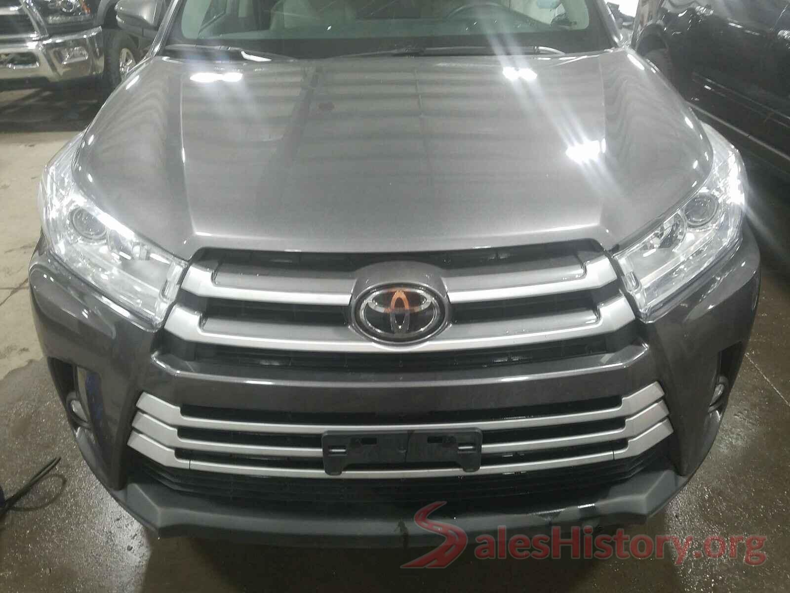 5TDJZRFH1JS493939 2018 TOYOTA HIGHLANDER