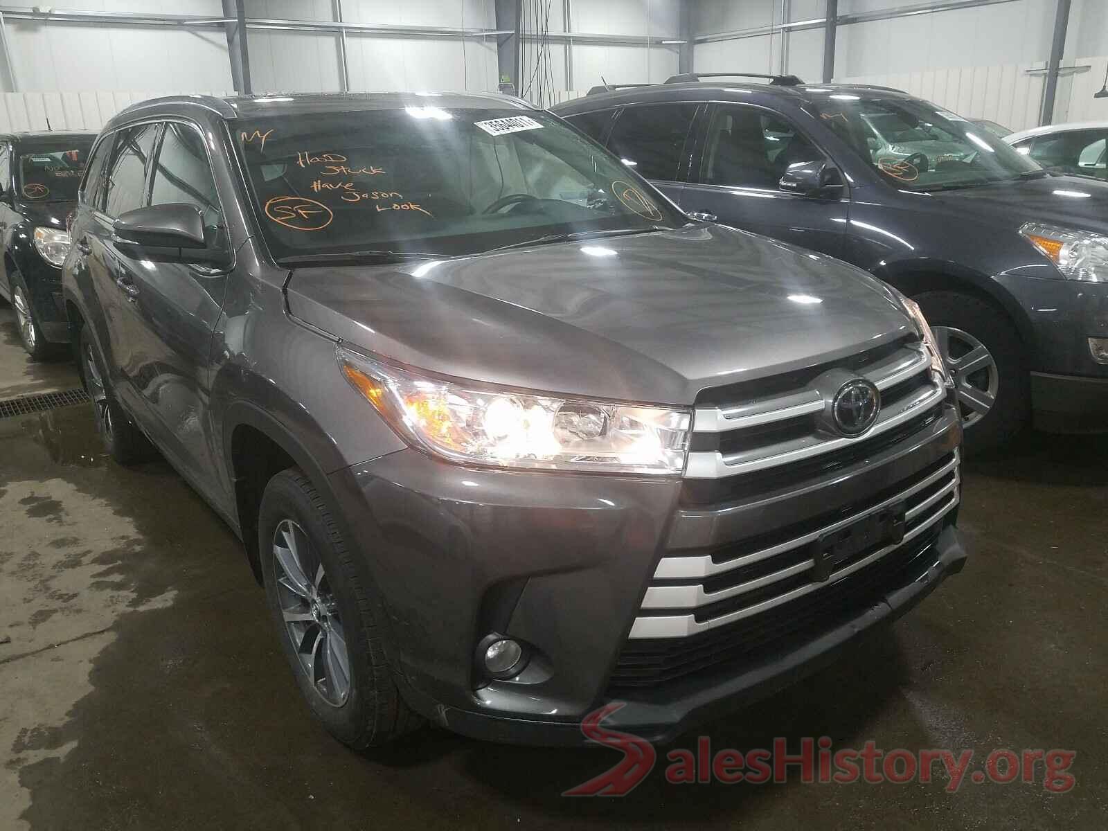 5TDJZRFH1JS493939 2018 TOYOTA HIGHLANDER