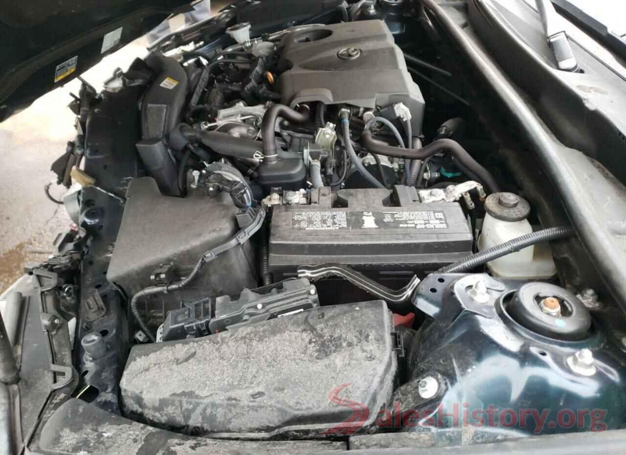 4T1B11HK7JU666053 2018 TOYOTA CAMRY