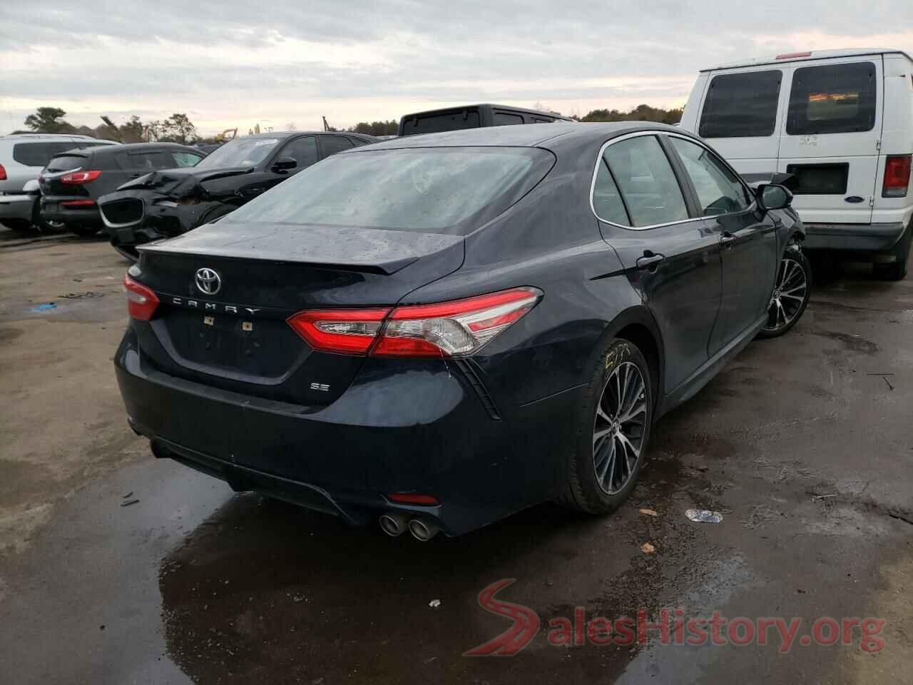 4T1B11HK7JU666053 2018 TOYOTA CAMRY