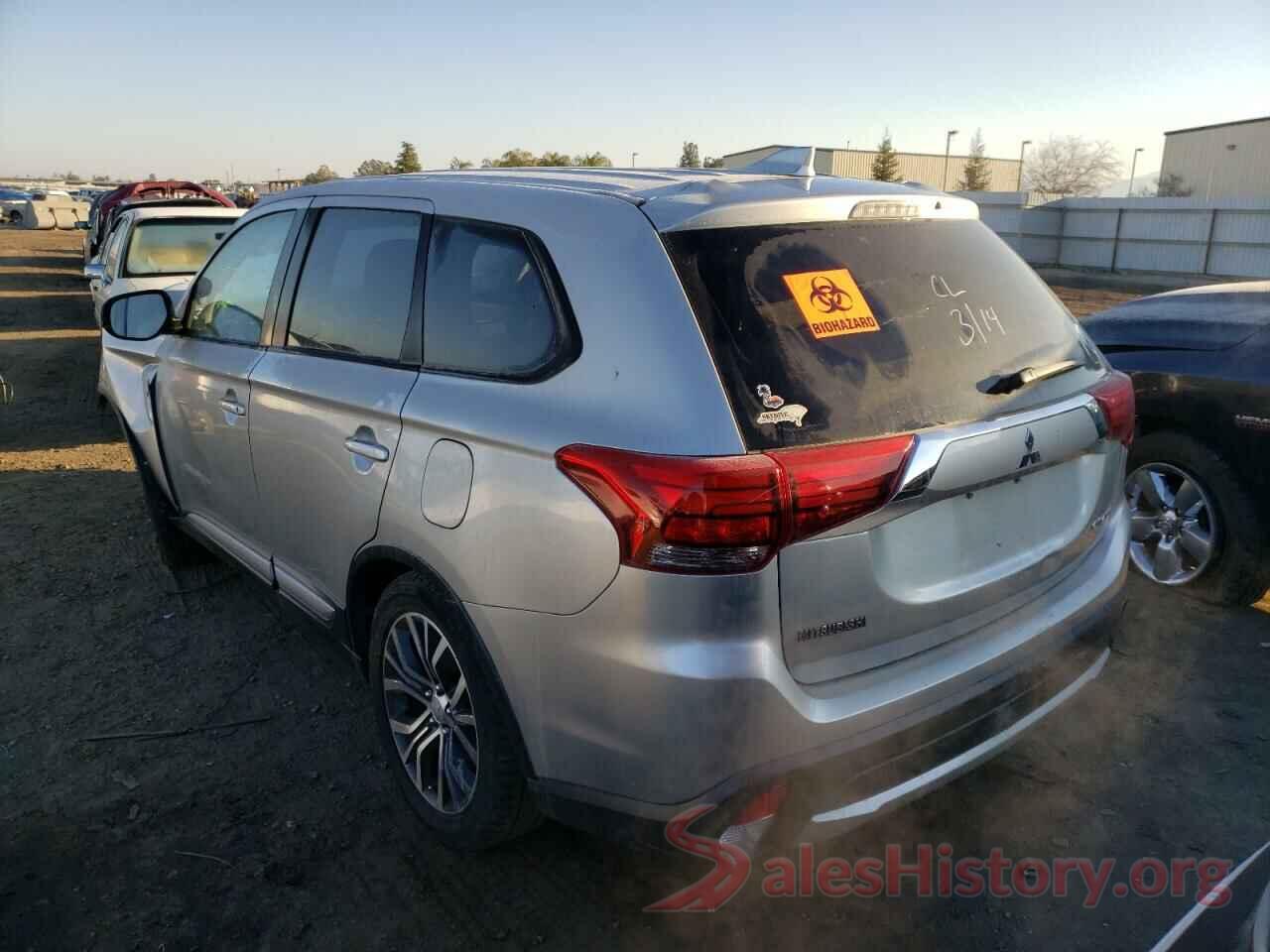 JA4AZ3A37JZ058568 2018 MITSUBISHI OUTLANDER