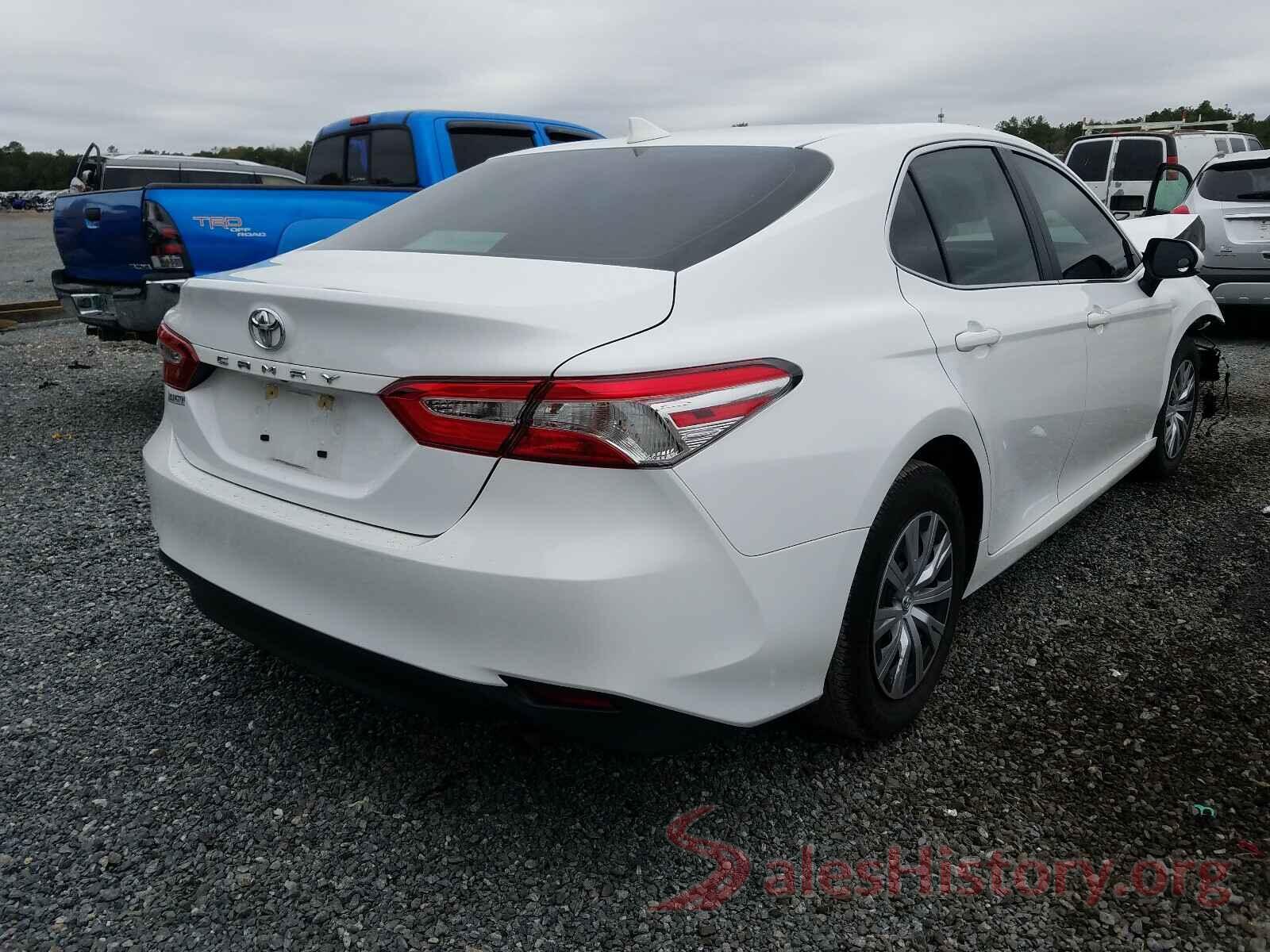 4T1B11HK4KU810143 2019 TOYOTA CAMRY