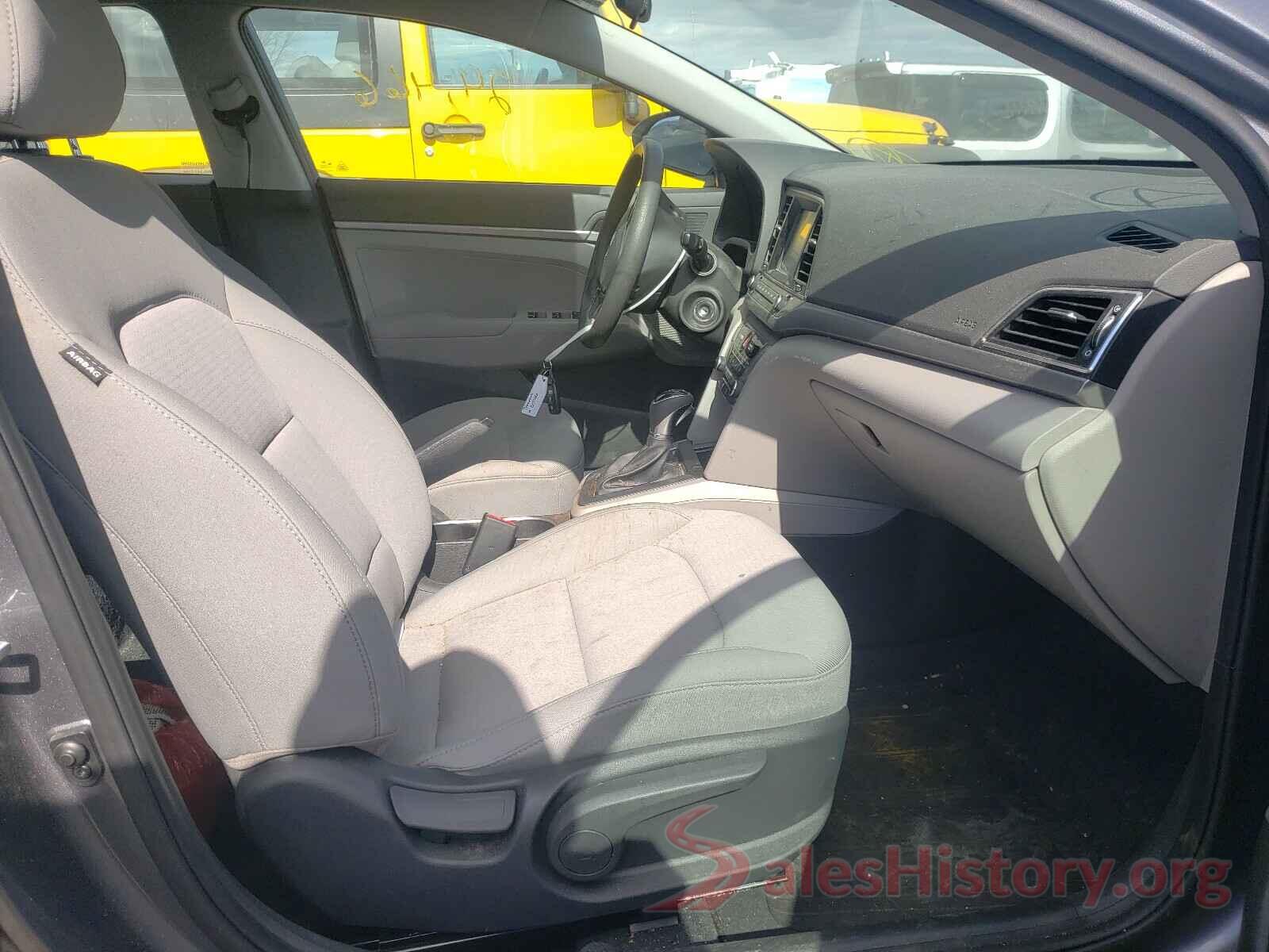 5NPD74LF4JH376032 2018 HYUNDAI ELANTRA