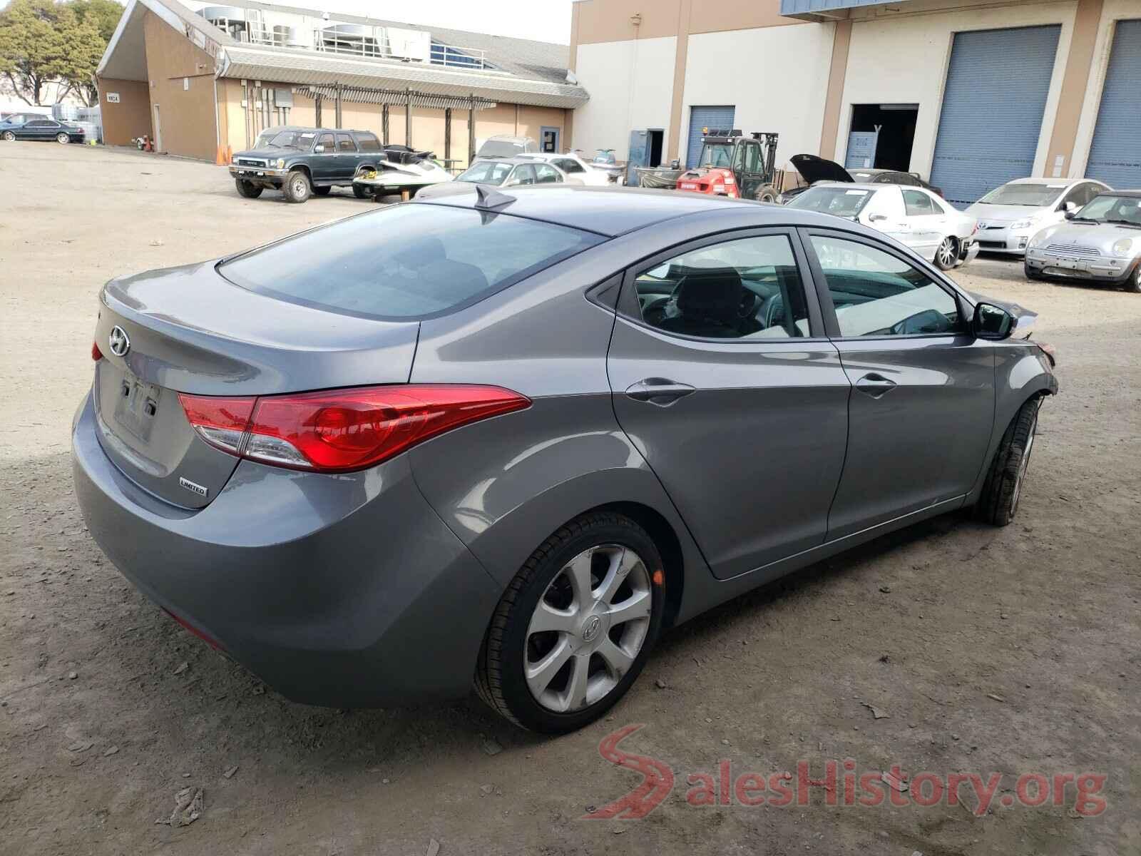 5NPDH4AE3DH420324 2013 HYUNDAI ELANTRA