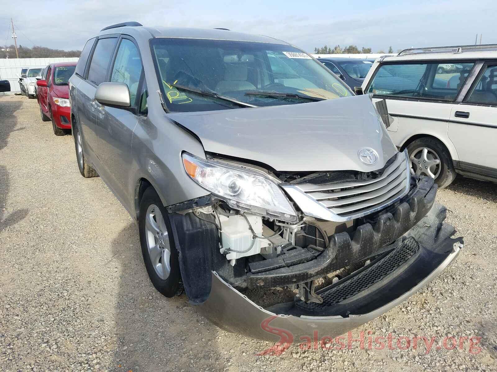 5TDKZ3DC4HS861243 2017 TOYOTA SIENNA